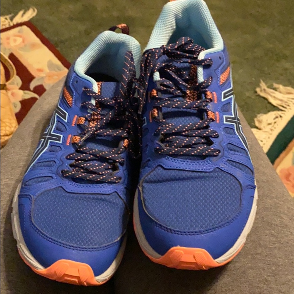Tennis shoes!